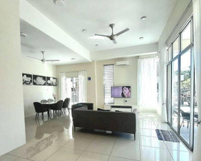 IMPIAN STAY #2 Semi Bungalow House